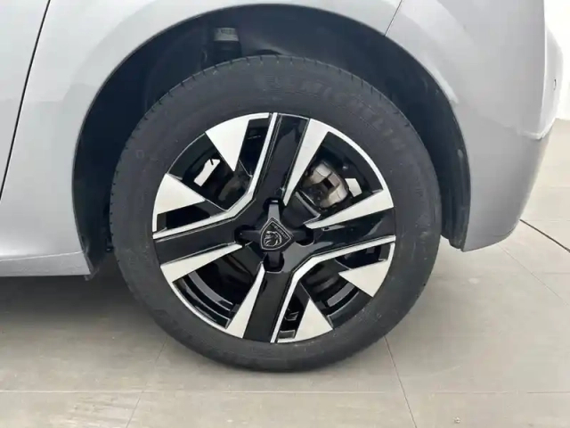 Peugeot 208 puretech 100 s&amp;s bvm6 — photo 13