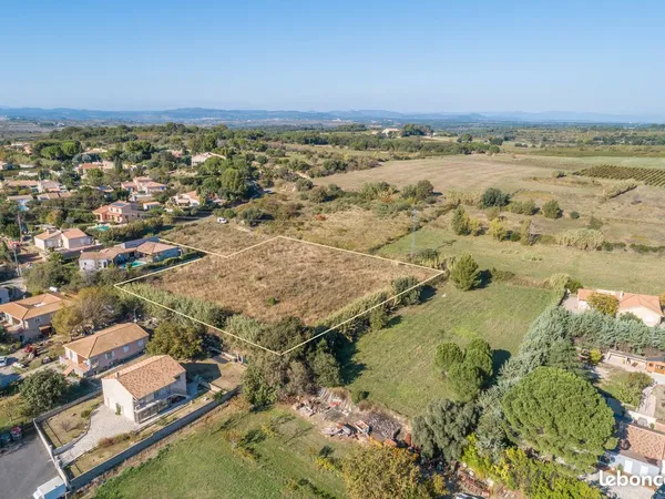 Terrain 614 m² viabilisé, vue et calme - Tourbes