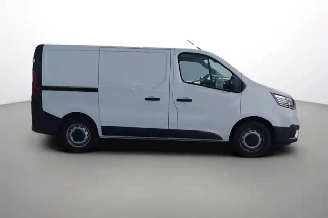 Renault Trafic fgn l1h1 2800 kg blue dci 110 — photo 7