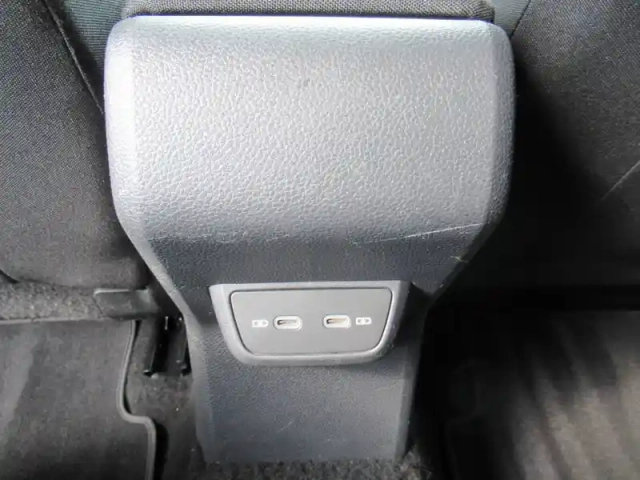 Volkswagen Taigo 1.0 tsi 116 dsg7 — photo 52