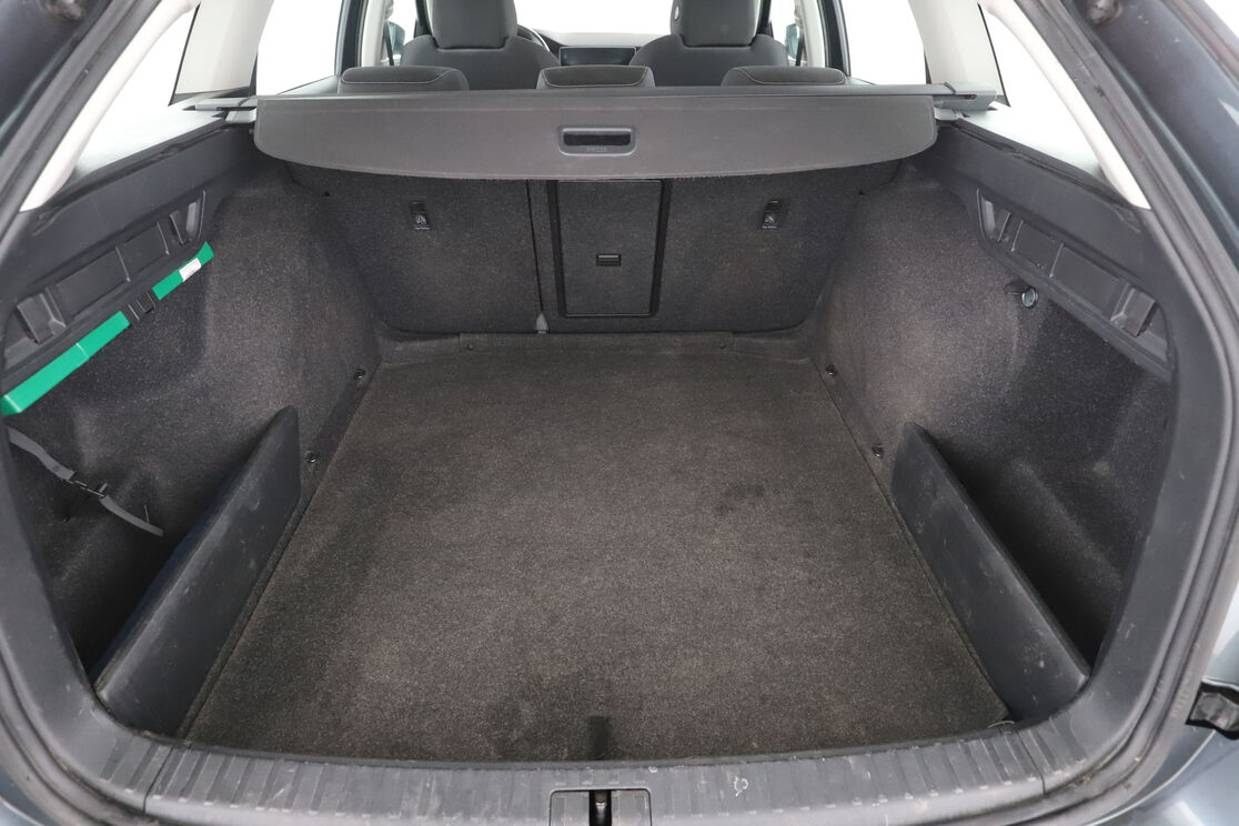 Skoda Octavia Combi 2.0 TDI SCR Business DSG7 — photo 16