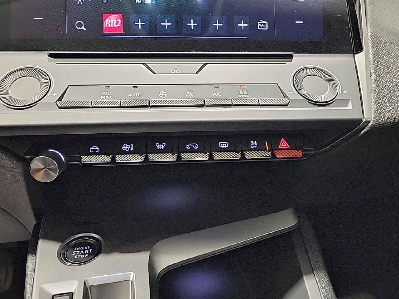 Peugeot 308 hybrid 136 e-dcs6 active pack — photo 18