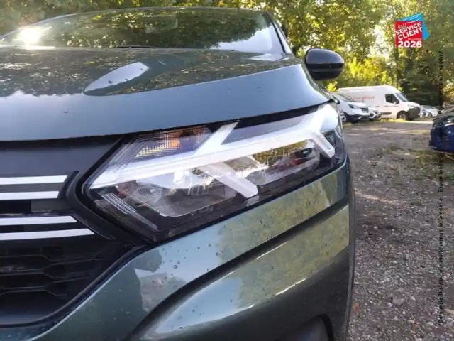 Dacia Sandero 1.0 tce 90ch journey — photo 13