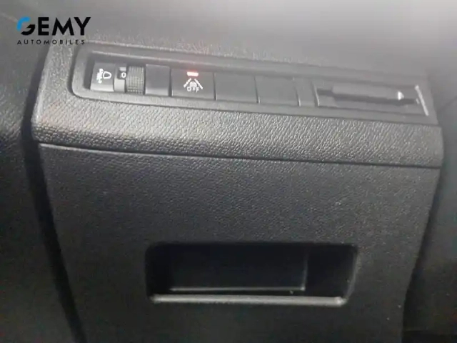 Peugeot 5008 bluehdi 130ch s&amp;s bvm6 — photo 21