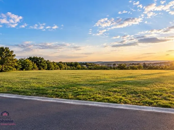 Terrain 830 m²
