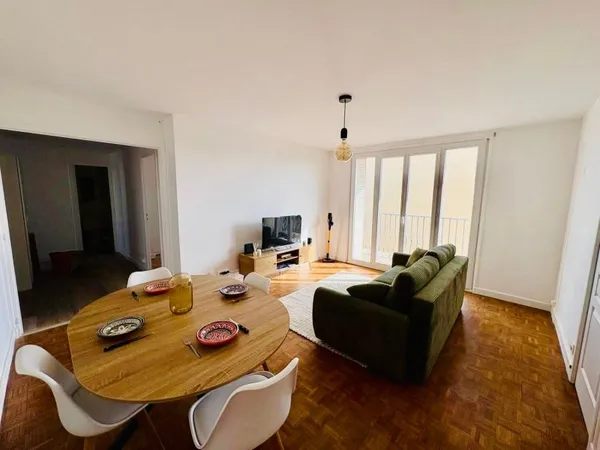 Loue appartement en colocation