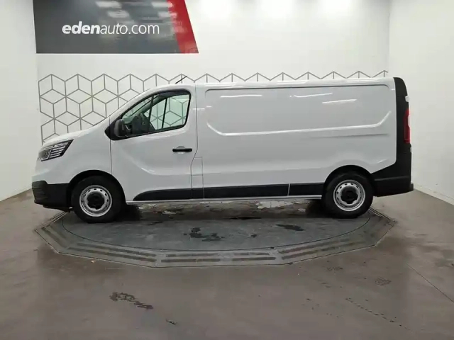 Renault Trafic fgn l2h1 3000 kg blue dci 130 — photo 2