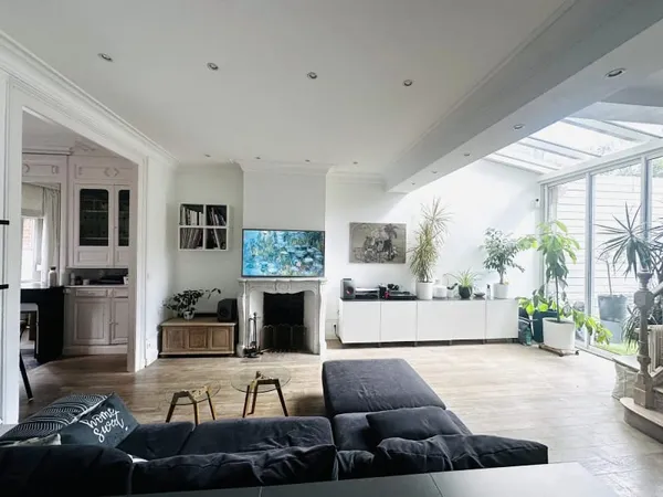 Maison 6 pièces 145 m²