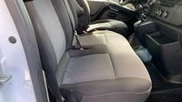 Renault Master F3500 L2H2 2.3 Blue dCi 135ch Confort Euro6 — photo 15