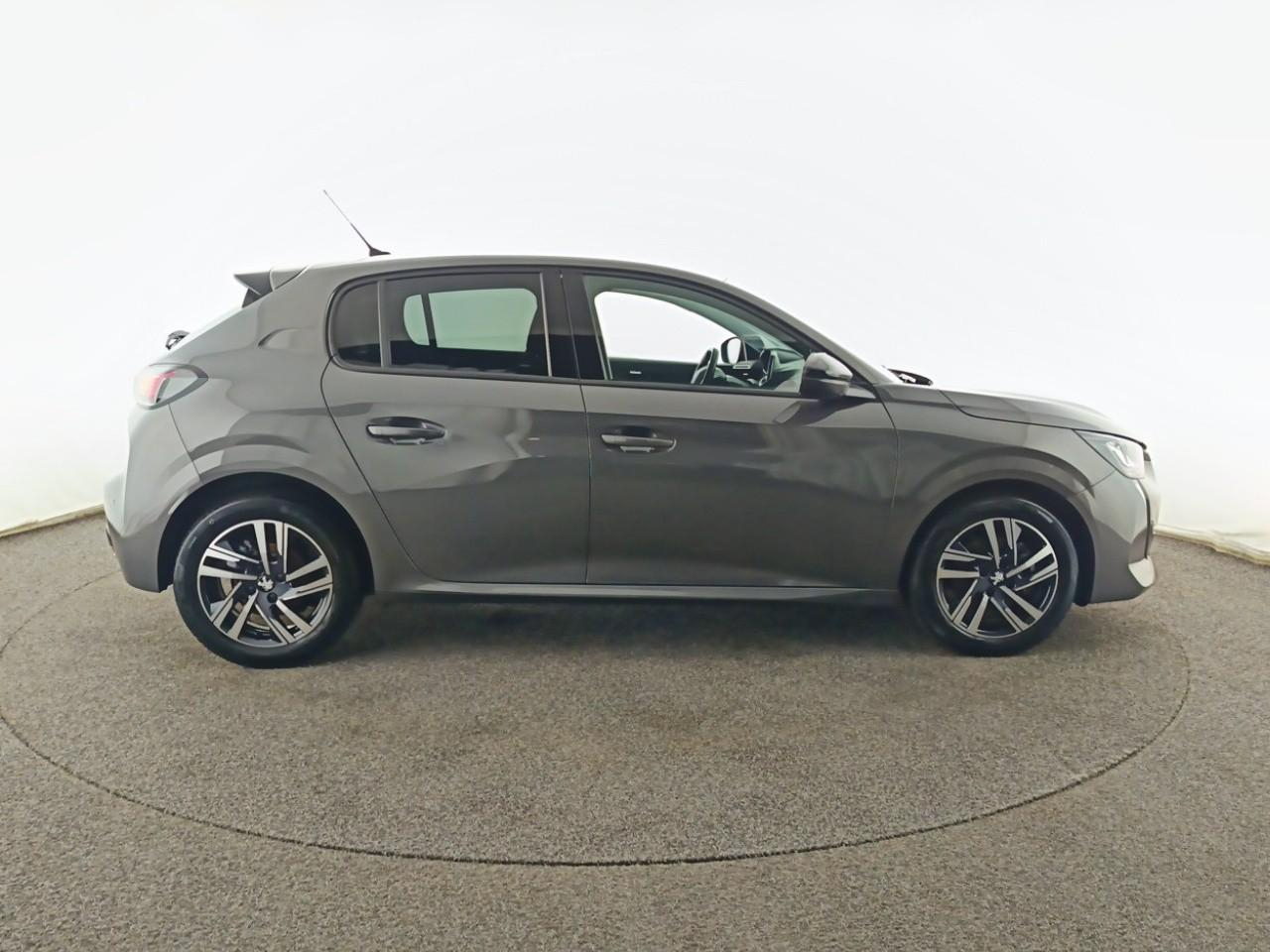 Peugeot 208 puretech 100 s&s bvm6 allure — photo 4
