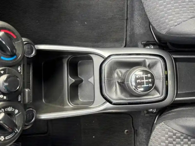 Suzuki Ignis 1.2 dualjet 85 shvs privilege — photo 20
