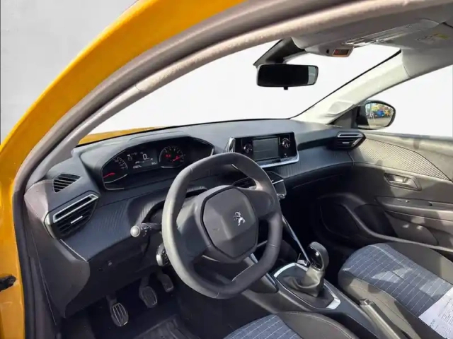 Peugeot 208 puretech 75 s&amp;s bvm5 — photo 8