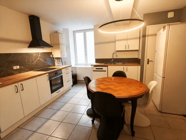 Appartement 4 pièces 85 m²