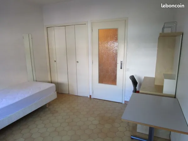 A louer Studio meublé à Chambéry