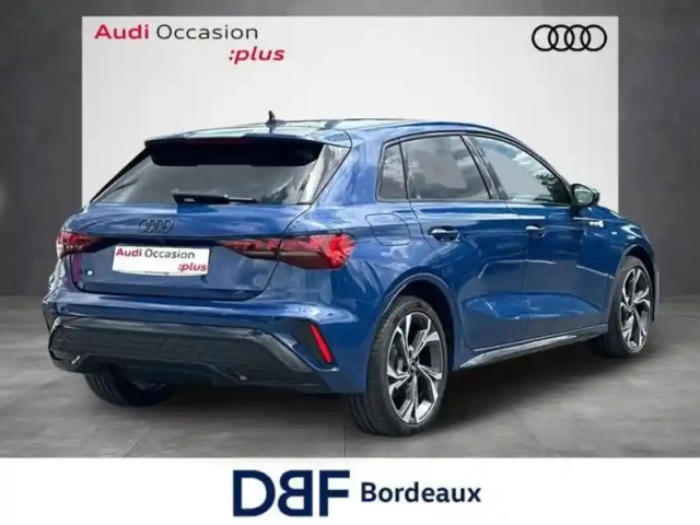 Audi A3 tfsi e hybride rechargeable 204 s tronic 6 s line — photo 5
