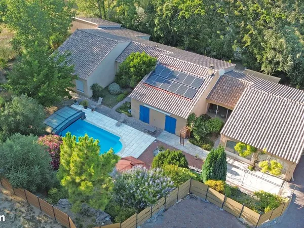 Maison 315 m2 avec piscine