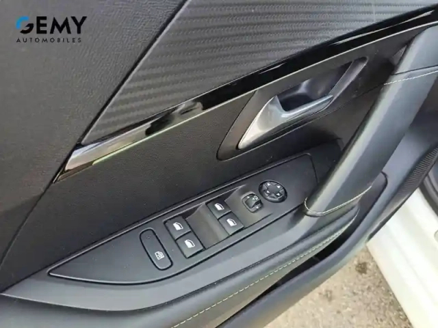 Peugeot 208 electrique 50 kwh 136ch — photo 12