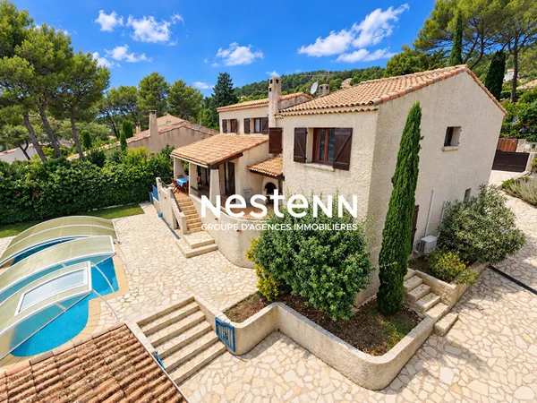 Maison Carnoux En Provence 6 pièces, 5 chambres, terrain de 850m2 plein sud