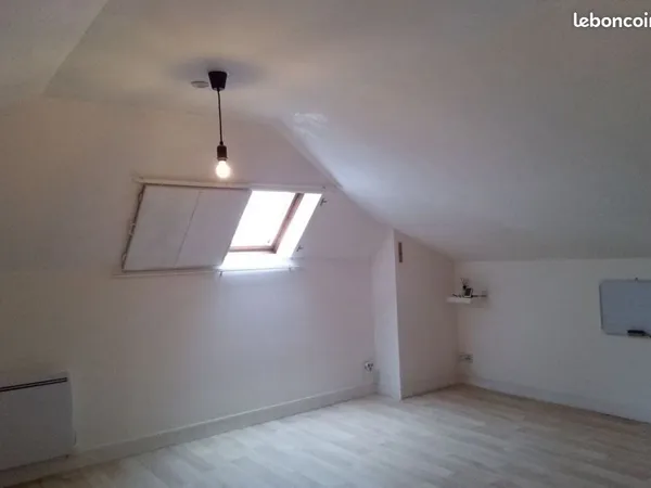 Studio avec garage - 44 m² au sol (28 m² Loi Carrez)