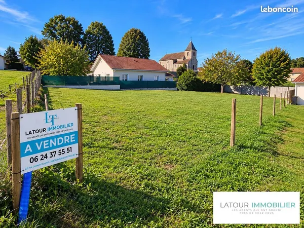 Terrain 760 m² Nivolas-Vermelle