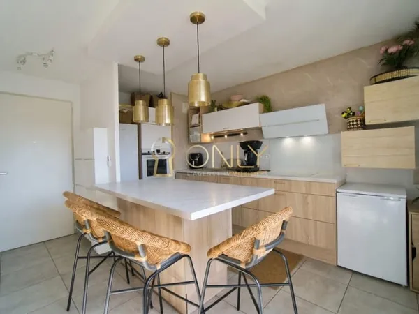 Vaulx en Velin - Appartement - T3 - 57,96 m² - Balcon - Place de stationnement