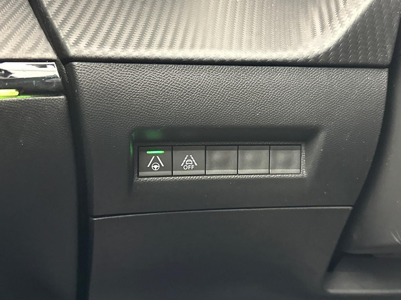 Peugeot 2008 electrique 136 ch gt pack — photo 16