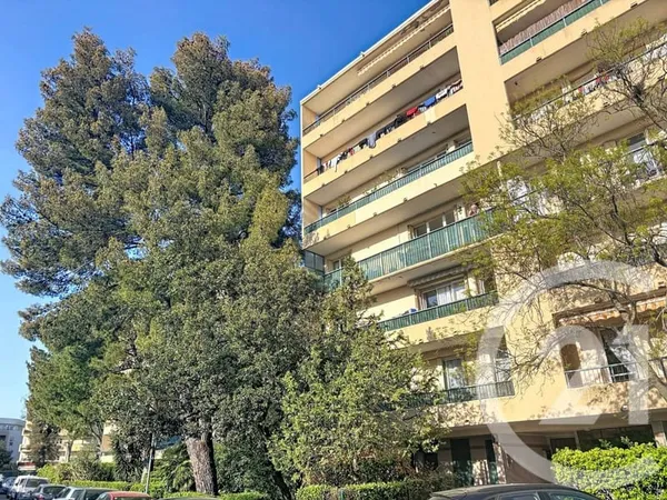 Appartement 4 pièces 74 m²