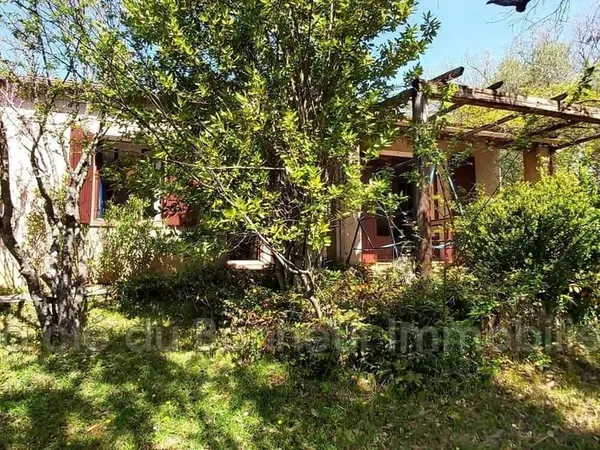 Maison de plain-pied 5 pièces 104 m²