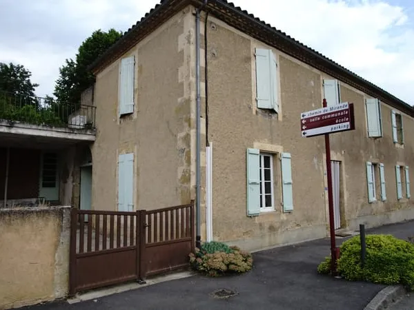MAISON AVEC JARDIN ARBORE - 130M2