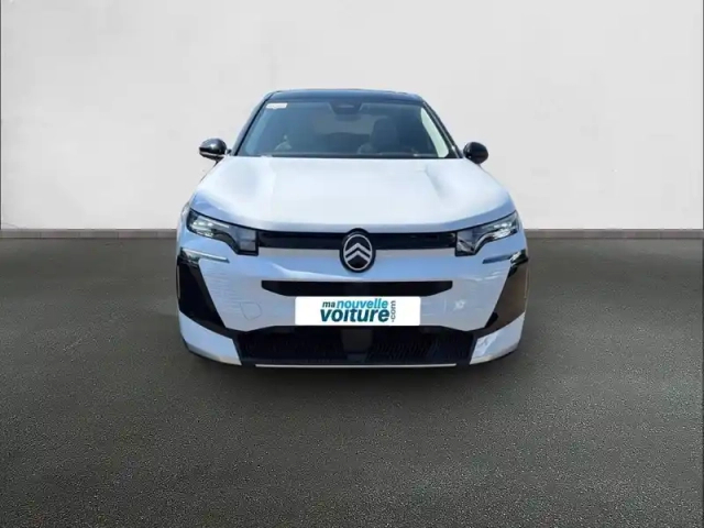 Citroën C5 Aircross hybride rechargeable 195 ch e-eat7 — photo 2