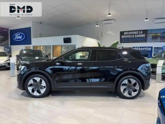 Ford Explorer 286ch extended range 77kwh pack premium rwd — photo 2