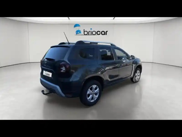 Dacia Duster 1.0 tce 100ch confort 4x2 suréquipé — photo 5