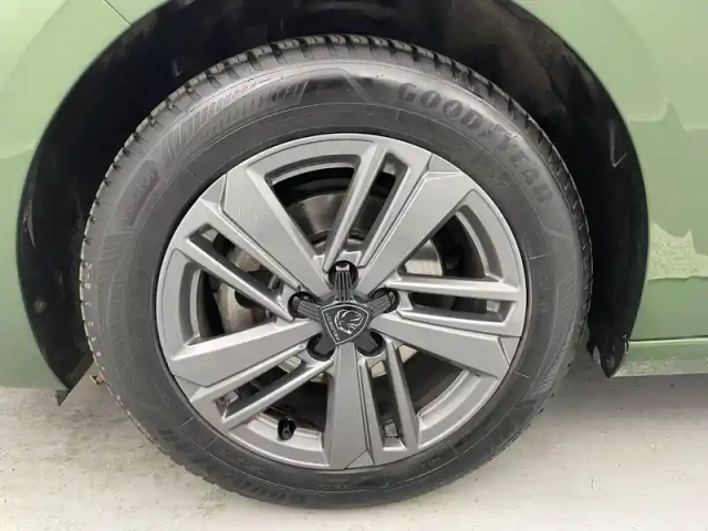 Peugeot 308 puretech 130ch s&amp;s bvm6 — photo 17