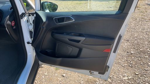 Ford B-MAX 1.0 EcoBoost 100 - Trend – 2017 – 90207 km – Essence – Boîte Manuelle — photo 30