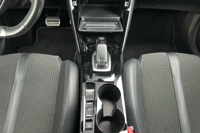Peugeot 2008 bluehdi 130 s&amp;s eat8 — photo 20