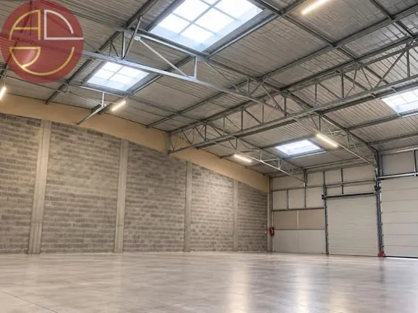Local 1 pièce 215 m²
