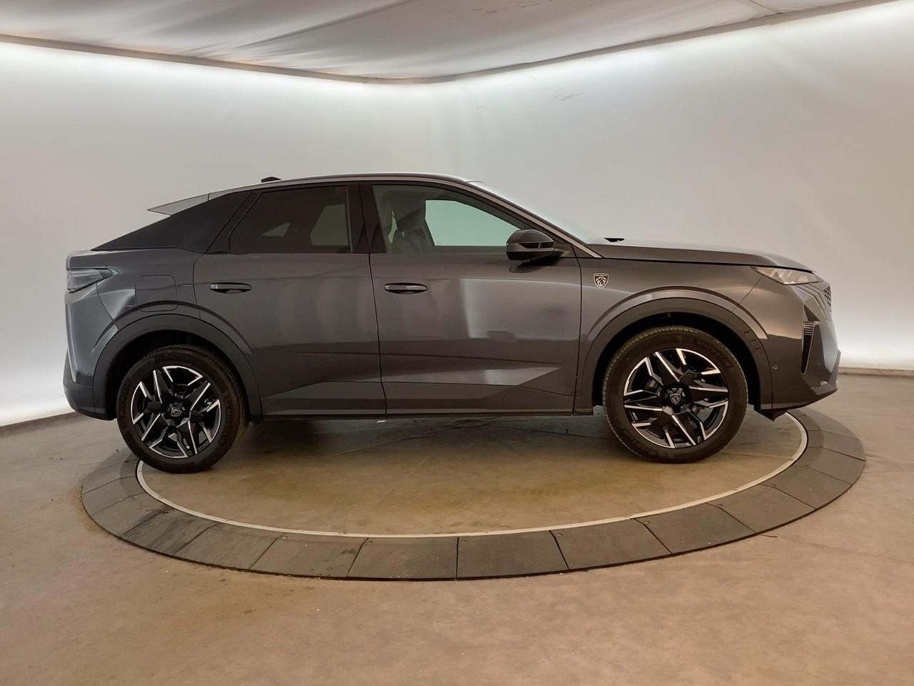 Peugeot 3008 hybrid 145 e-dcs6 gt — photo 4
