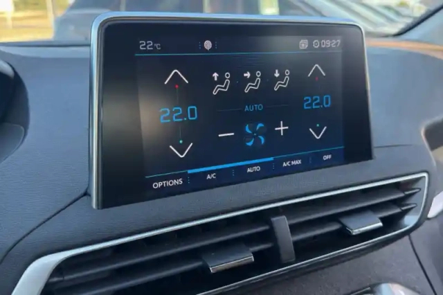 Peugeot 3008 puretech 130ch s&amp;s eat8 — photo 26