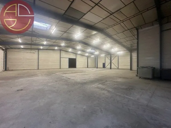 Entrepôt 13 pièces 1328 m²
