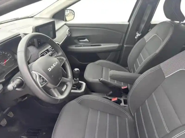 Dacia Sandero 1.0 tce 90ch expression -24 — photo 7