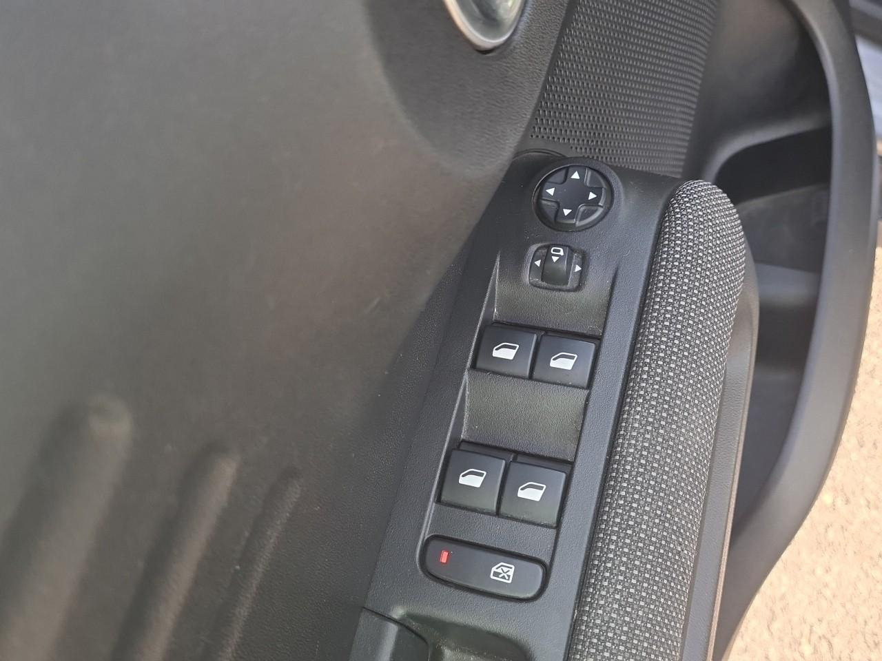 Citroën C3 Aircross bluehdi 110ch s&s shine pack — photo 12
