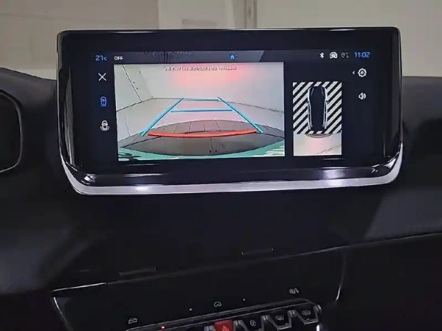 Peugeot 208 hybrid 110 e-dcs6 — photo 21