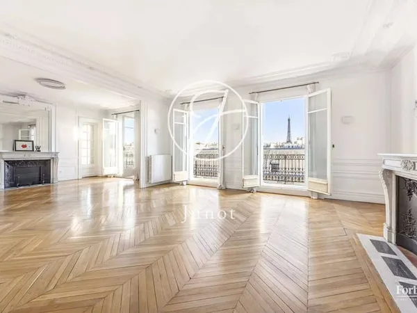 Appartement 8 pièces 320 m²