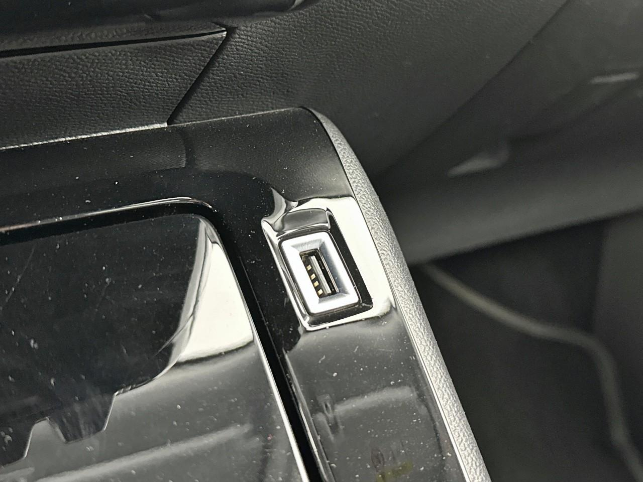 Peugeot 2008 puretech 100 s&s bvm6 allure — photo 29
