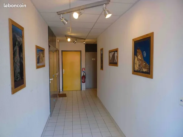 Montbonnot bureaux 10 m2 a louer acces pmr