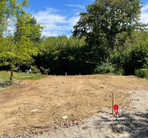 Terrain 650 m² Camarsac