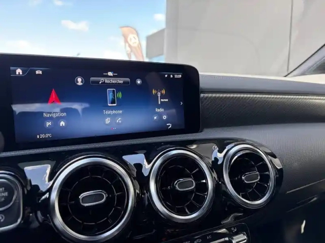 Mercedes Cla shooting brake 180 d 8g-dct — photo 15