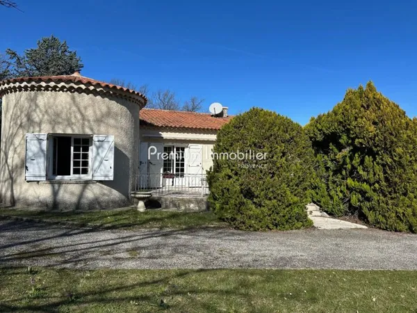 Maison à vendre avec piscine au Puy Ste Reparade