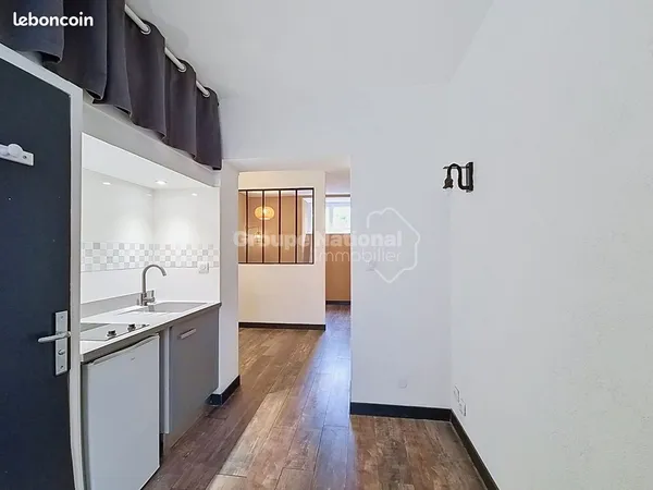 Studio 1 pièce 23 m²
