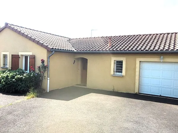 Maison individuelle 105 m² sur terrain arboré de 726 m²